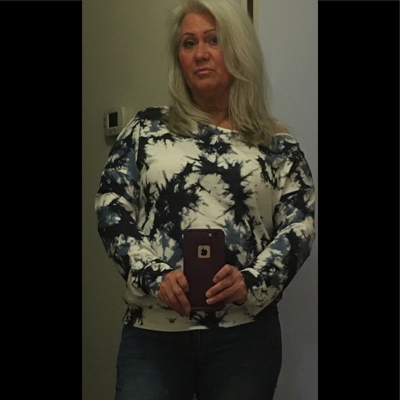 Tie Dye Top NWT- 1M - Picture 7 of 9